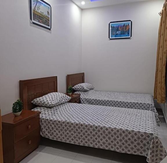 اتاق استاندارد با سرویس بهداشتی مشترک, Islamabad Comfort Homes