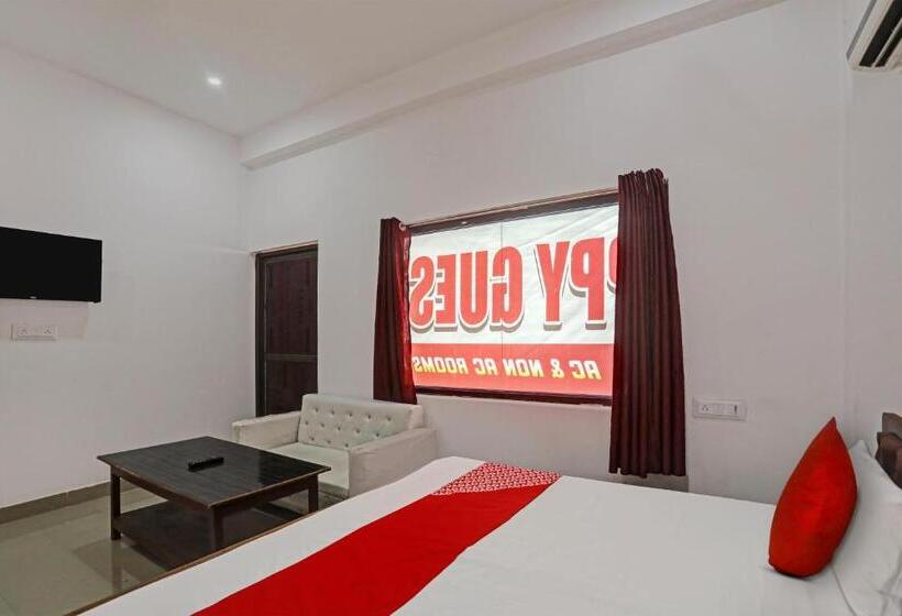 三人经典房间, Oyo Flagship 81426 Happy Guest House