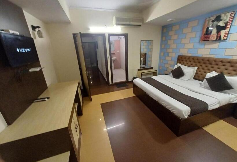 高级大房间, V Inn Sindhi Camp