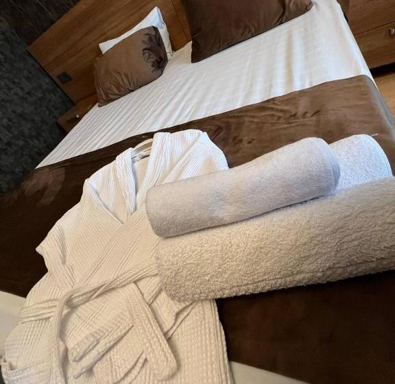 غرفة قياسية سرير كينج, Mardin Hotel Novxanı