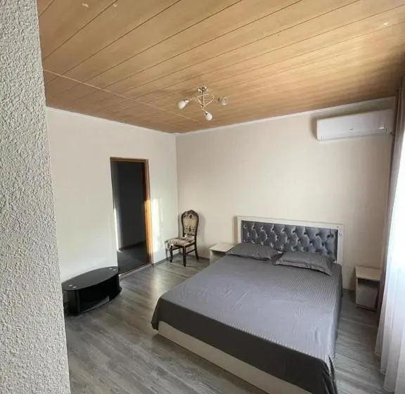 اتاق لوکس, Aspen