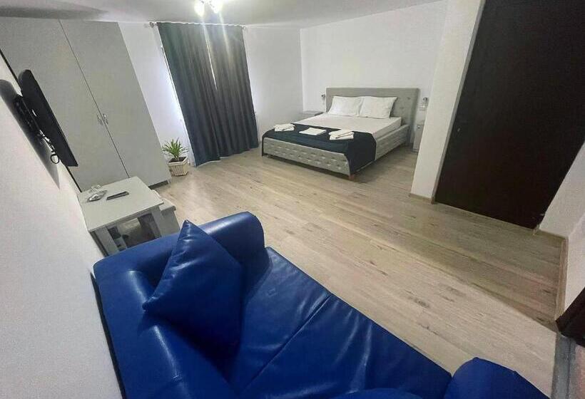 חדר סטנדרט לארבעה, Bucovina Inn