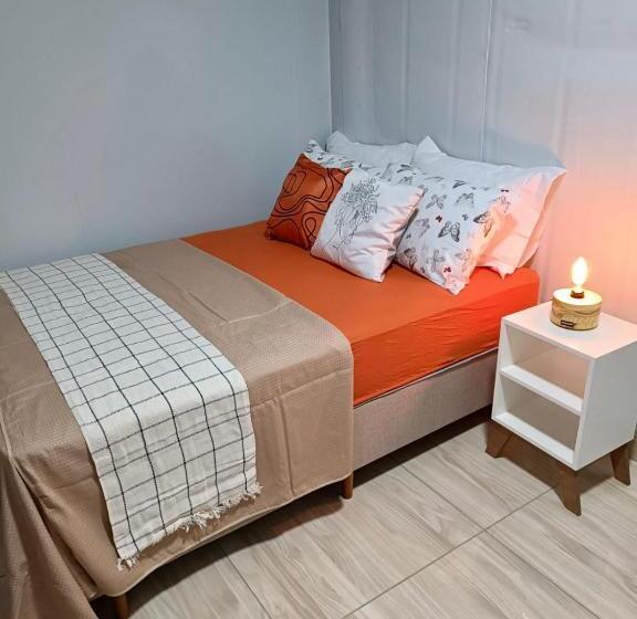 جناح مزوَّد بشرفة, Container Suítes Recanto Monte Trigo