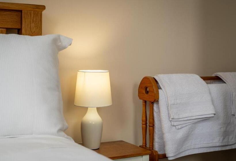 Camera Standard Vista Giardino, No.18