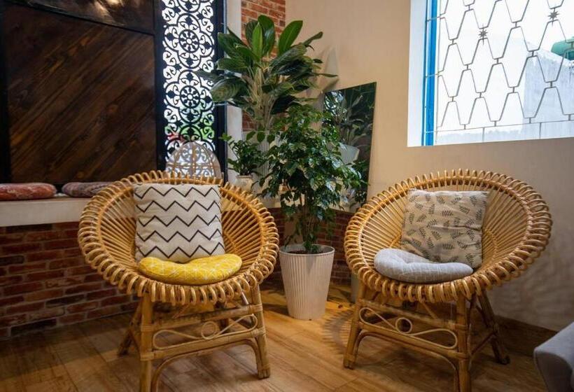 Standard Room, Vungtau Surf Hostel