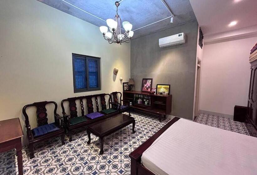 Standard Room, Vungtau Surf Hostel