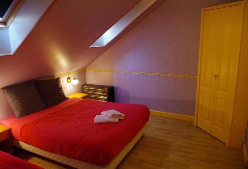 Номер Superior, Family Delcour