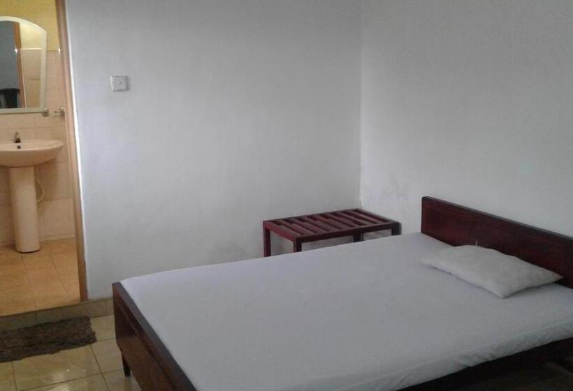 غرفة ديلوكس عائلية, Lions Den & Lions D Restaurant Bar