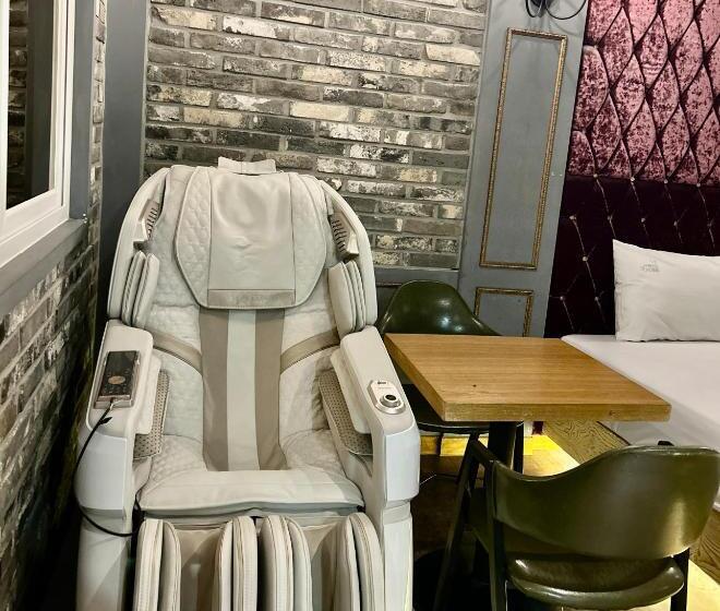 اتاق استاندارد, 2some Motel