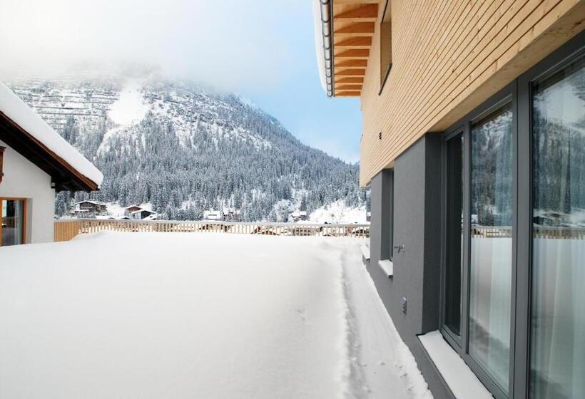 Апартаменты 1 Спальня, Pension Alpenfluh