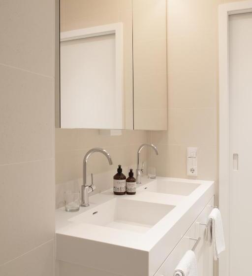 Апартаменты 1 Спальня, Pension Alpenfluh