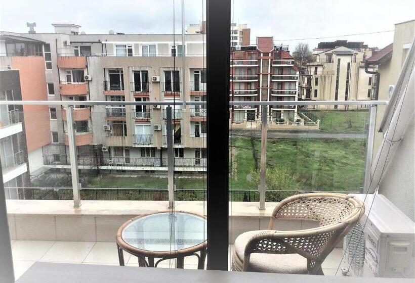 דירת חדר, Private Apartments Stamopolu Lux