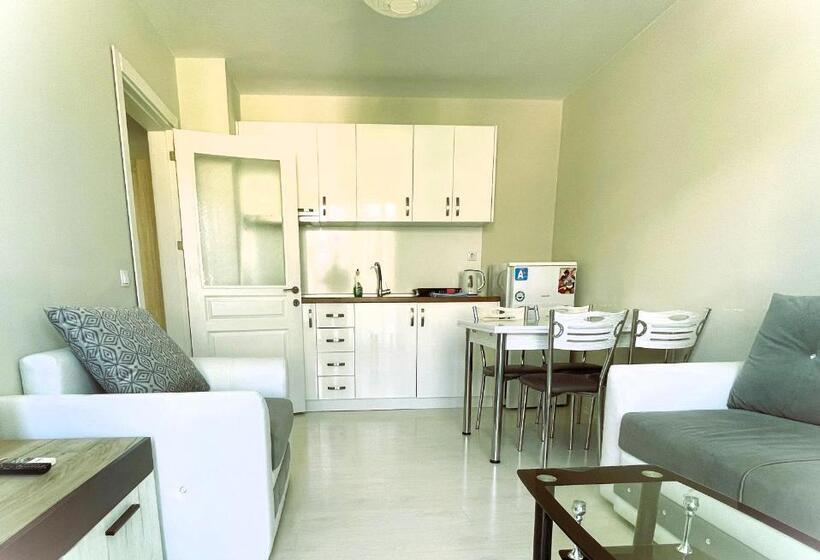 דירת שני חדרים, Private Apartments Stamopolu Lux