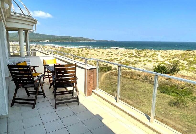 آپارتمان 1 خوابه با چشمانداز دریا, Sea View Apartment Free Parking