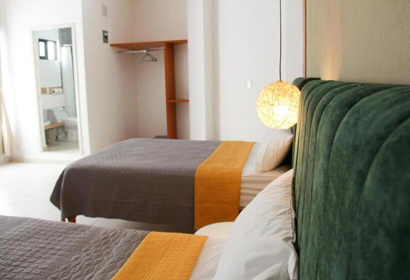 غرفة قياسية رباعية, Acacia