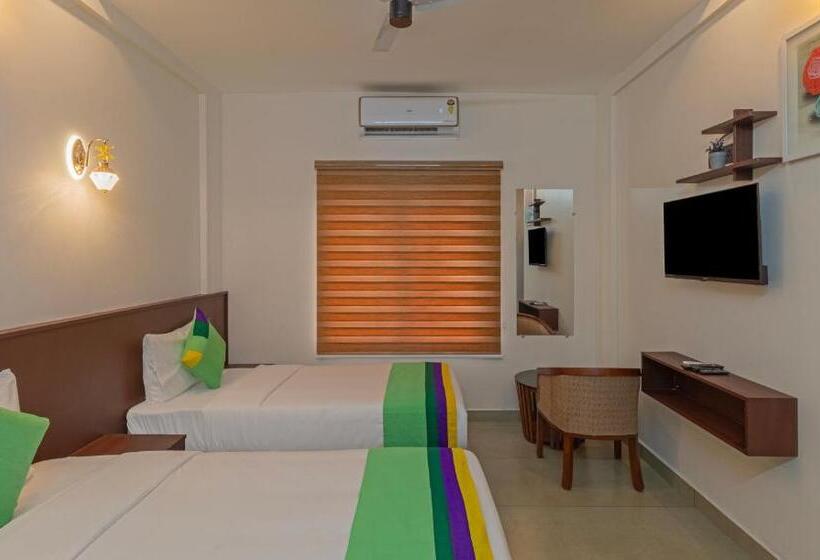 اتاق استاندارد, Treebo Amigos Residency