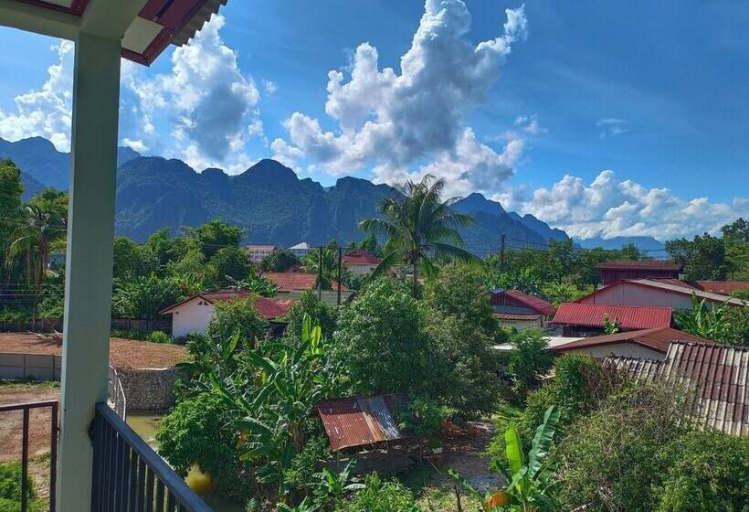 Номер Deluxe, Vang Vieng Champa