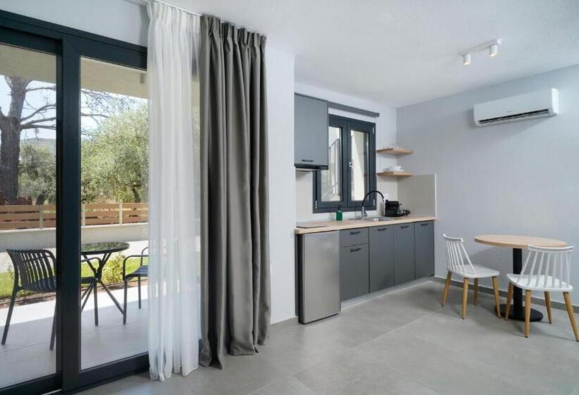 小型套房, Olive Roots