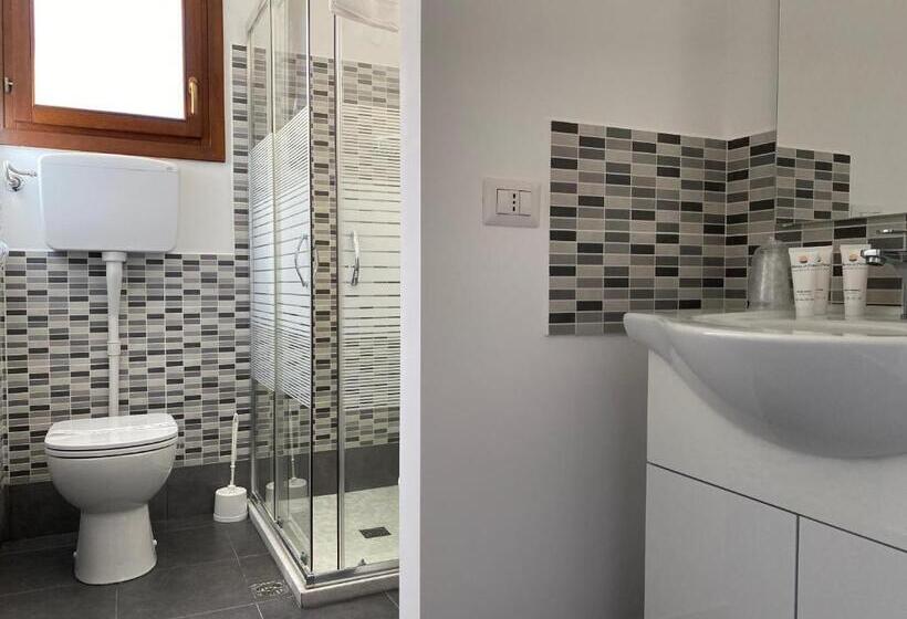 スーペリアスタジオ, Marina Di Petrolo Apartments