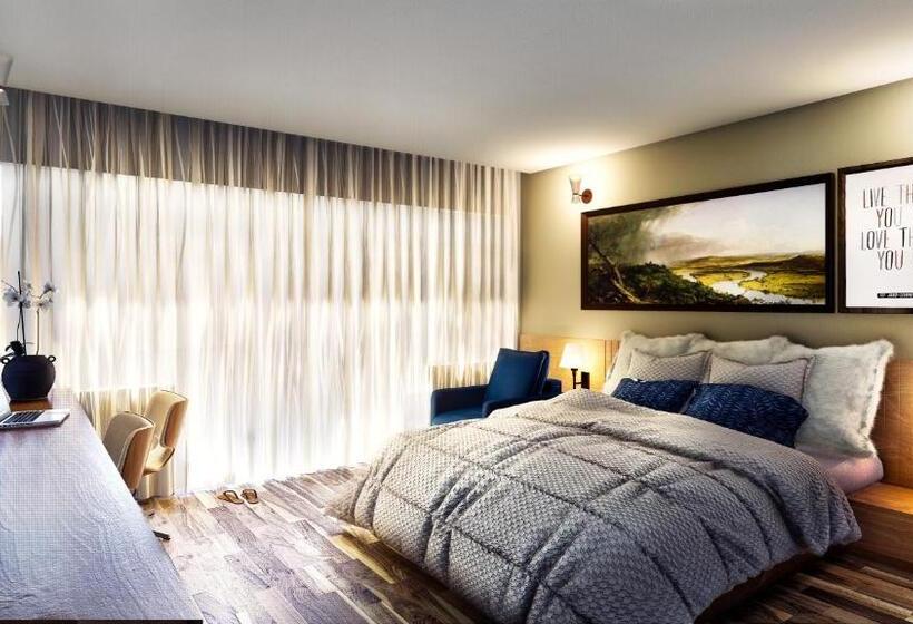 اتاق استاندارد با تخت بزرگ, 39 Jamaica