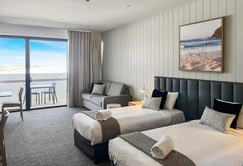 Superior-huone King-vuode, Direct Collective   Bli Bli Suites