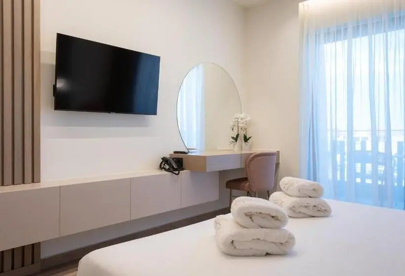 Standard-huone, Grand Patelli