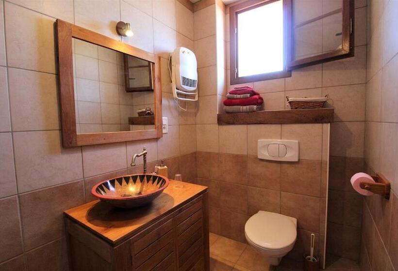 スタンダードルーム, Les Chambres De L'ouest