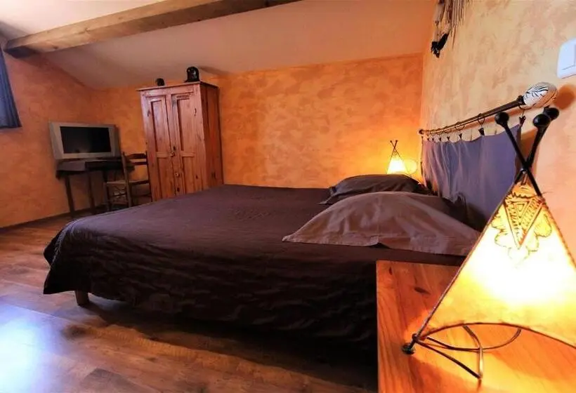 スタンダードルーム, Les Chambres De L'ouest