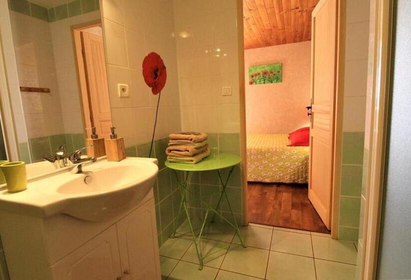 Номер Стандарт, Les Chambres De L'ouest