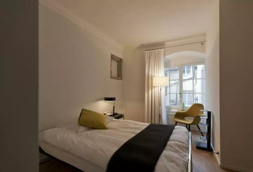 Chambre Individuelle Classique, Baseltor Hotel & Restaurant