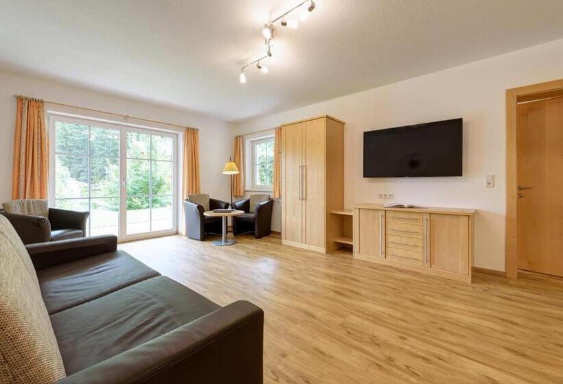 آپارتمان 1 خوابه با چشم‌انداز باغ, Apart La Vita