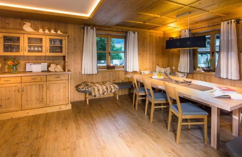 בקתת דלוקס בת חדר 1, Bachgut   Das Resort Am Berg