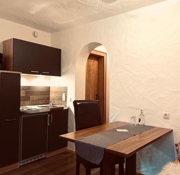 חדר סטנדרט עם מרפסת, Pension Kreuzeck   Dein Glücksplatz Am Lech