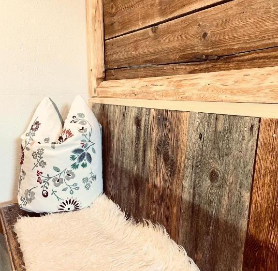 דירה בת חדר שינה 1 עם מרפסת, Pension Kreuzeck   Dein Glücksplatz Am Lech