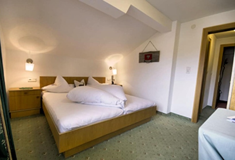 דירת חדר, Gästehaus Hackl