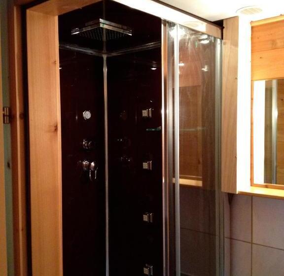 Deluxe Rum, Haus Sonnleitn