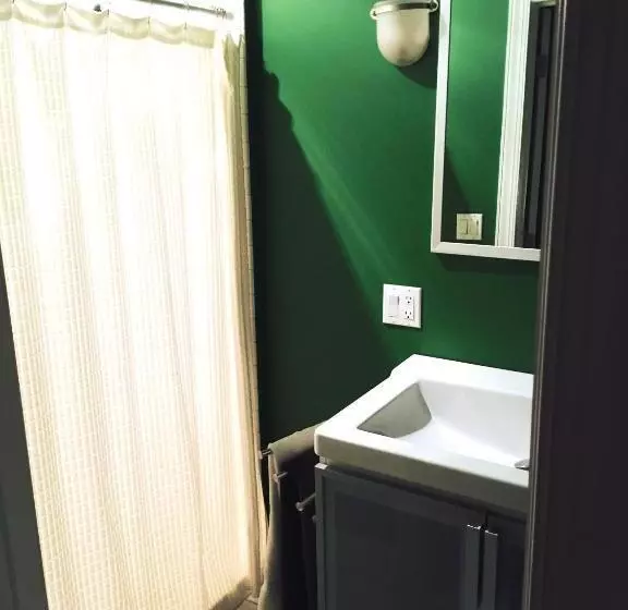 キングサイズベッドのデラックスルーム, House 5863  Chicago S Premier Bed And Breakfast