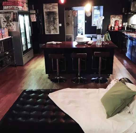 キングサイズベッドのデラックスルーム, House 5863  Chicago S Premier Bed And Breakfast