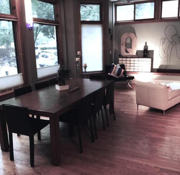 غرفة ديلوكس سرير كينج, House 5863  Chicago S Premier Bed And Breakfast