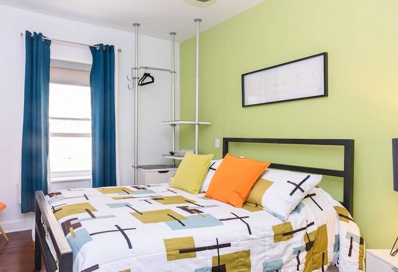 غرفة قياسية, House 5863  Chicago S Premier Bed And Breakfast