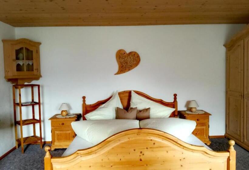 １ベッドルームアパートメント, Neurauthof