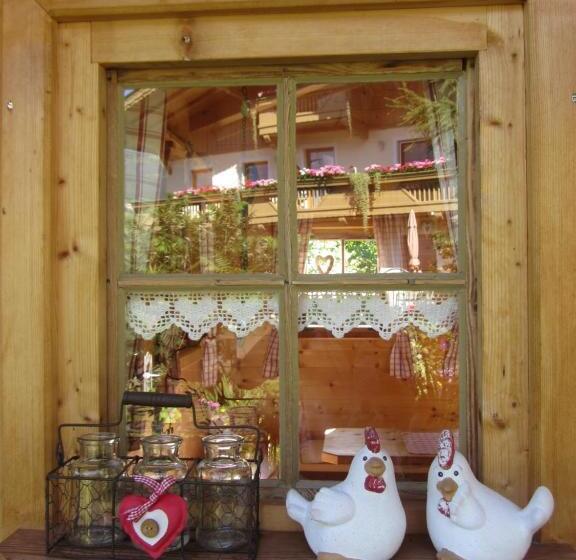 スタンダードルーム, Neurauthof