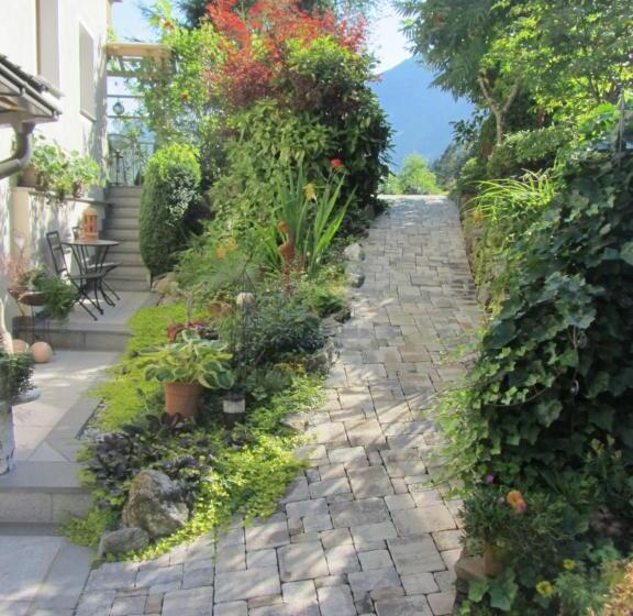 スタンダードルーム, Neurauthof