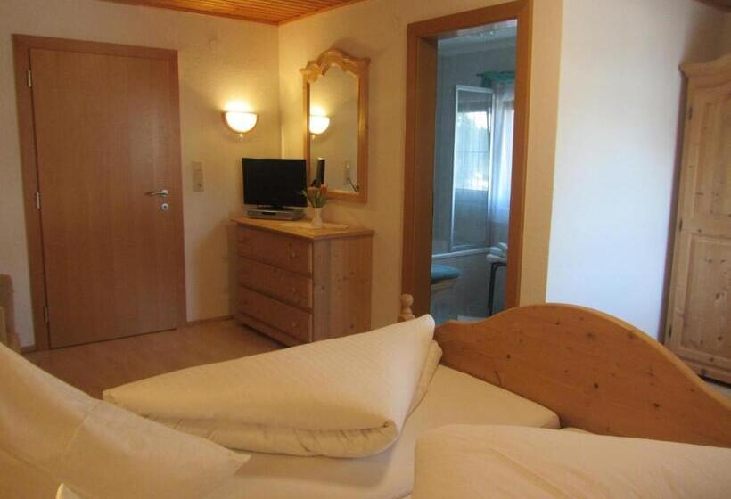 １ベッドルームアパートメント, Neurauthof