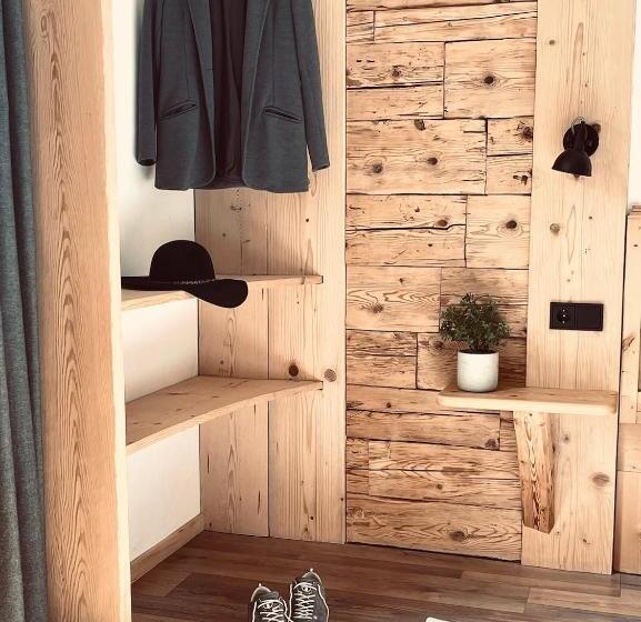 חדר סטנדרט עם מרפסת, Pension Kreuzeck   Dein Glücksplatz Am Lech