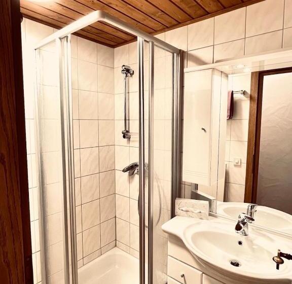 דירה בת חדר שינה 1 עם מרפסת, Pension Kreuzeck   Dein Glücksplatz Am Lech