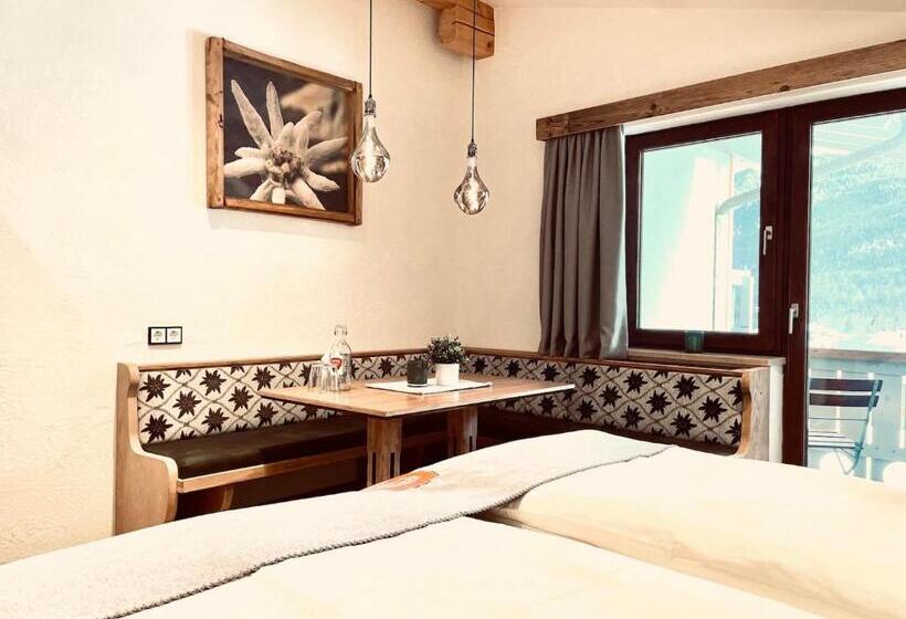 דירה בת חדר שינה 1 עם מרפסת, Pension Kreuzeck   Dein Glücksplatz Am Lech