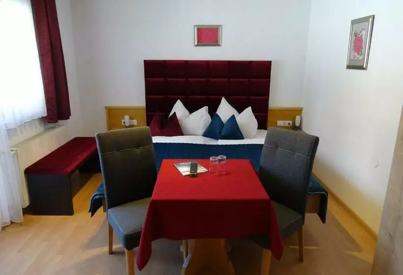 バルコニー付きスタンダードルーム, Restaurant Rosengarten