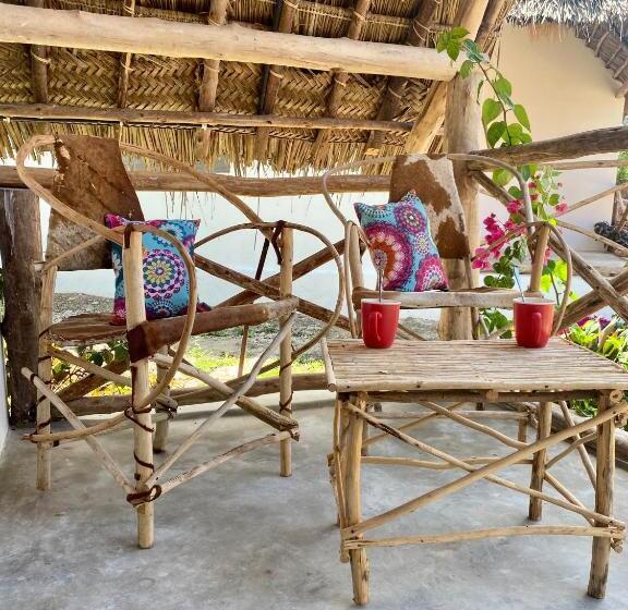ویلای استاندارد با چشم‌انداز باغ, Kokopelli Bungalows