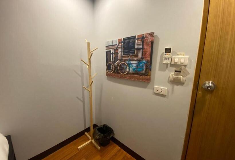 חדר סטנדרט חדר אמבטיה משותף, The Best One Chiang Mai